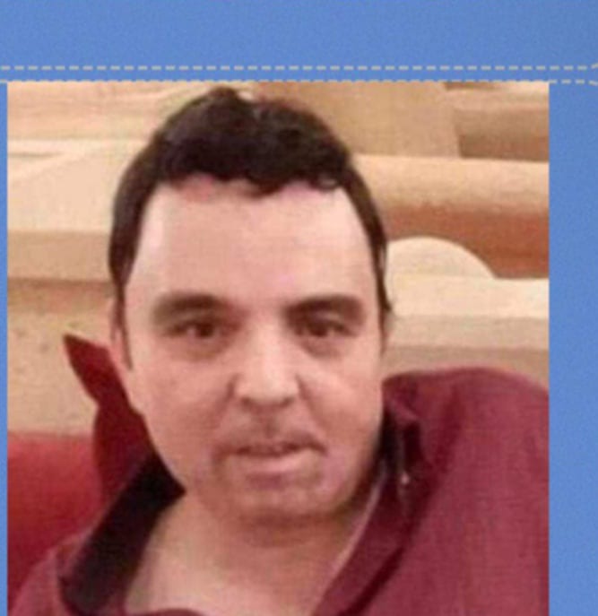 بين التراجيديا والسخرية: قراءة في كتاب “4 سنوات داخل جدران البيت الأبيض” للكاتب شريف زيد