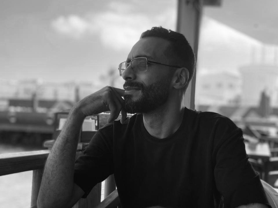 الكاتب جمال مختار: الأكاديميات الوهمية.. “مافيا” تبيع السراب وتغتال أحلام الشباب