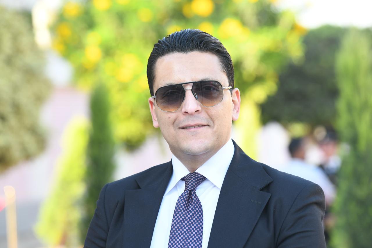 المستشار عمرو عاصم عبد الجبار يفتتح الفرع الثالث لمؤسسته القانونية بالتجمع الخامس