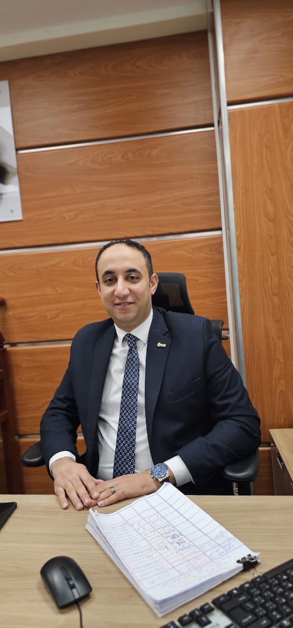 د. أحمد محمد عبد الغني.. قيادة مصرفية تجمع بين رصانة الإدارة والإنتاج الفكري المعاصر