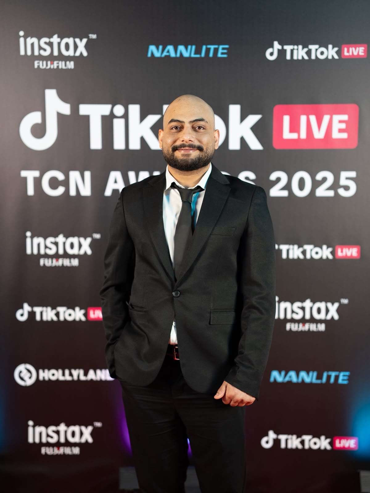 ابراهيم محمد حفني ih3ixصانع محتوي استطاع أن يصنع اسمه بأسلوب مختلف علي السوشيال ميديا